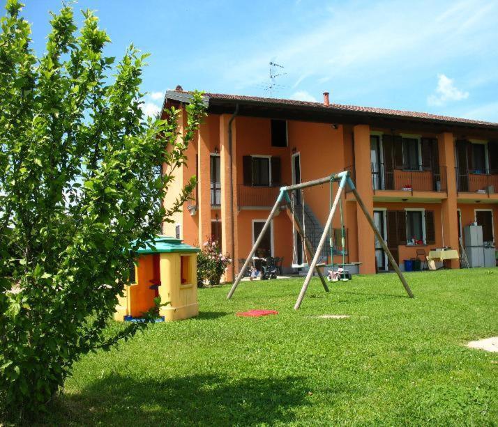 Agriturismo Cascina Aguzza Oleggio Exterior photo