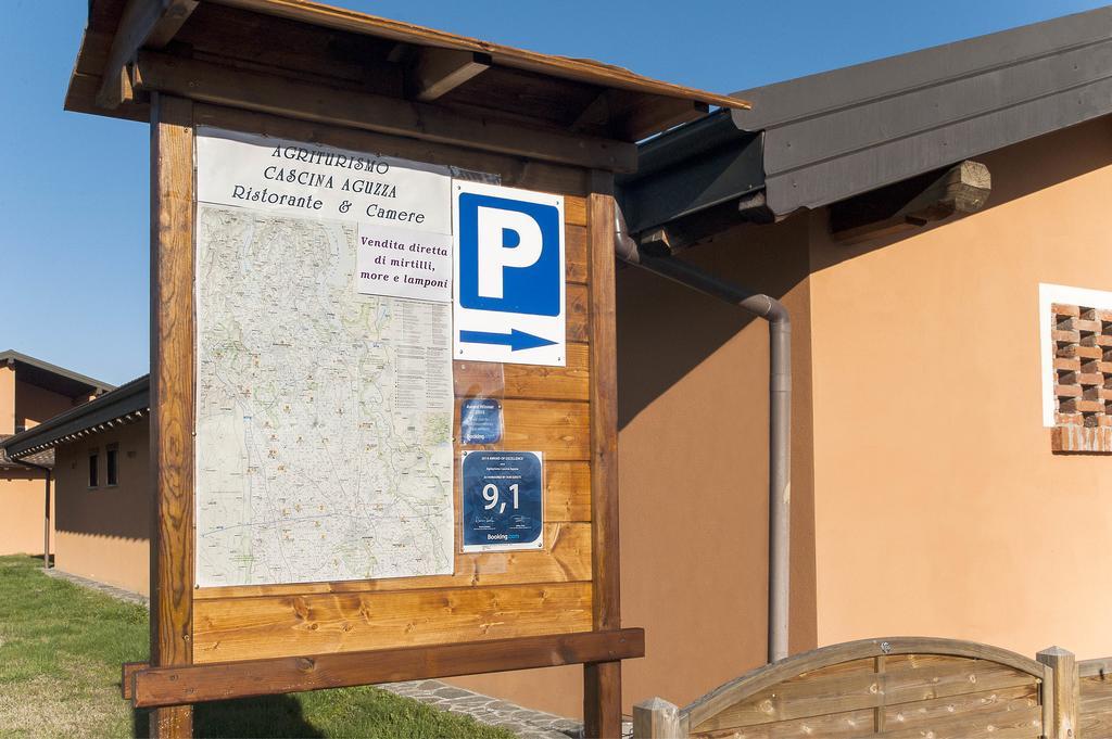 Agriturismo Cascina Aguzza Oleggio Exterior photo